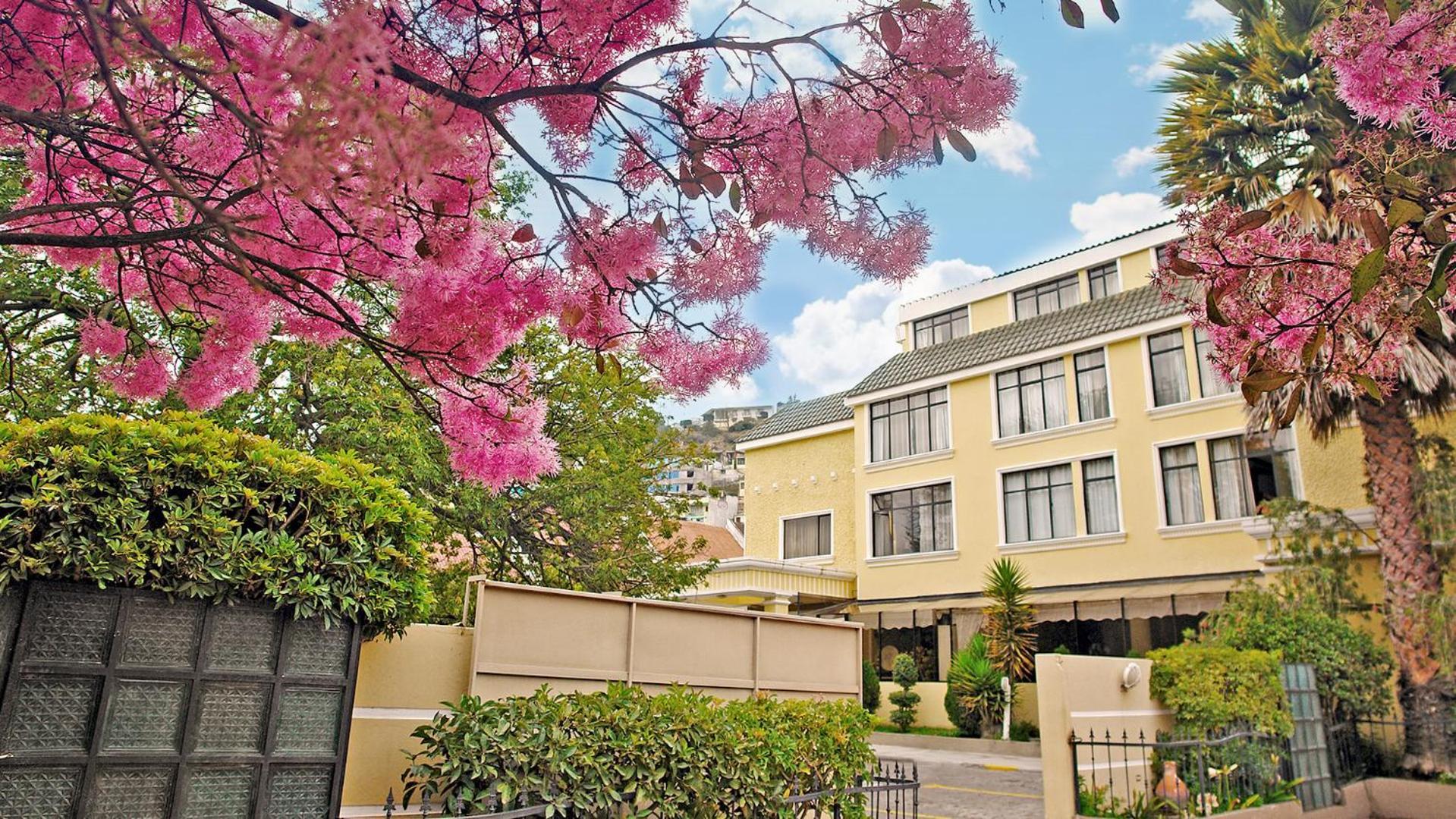 Hotel Florida Ambato Exterior photo